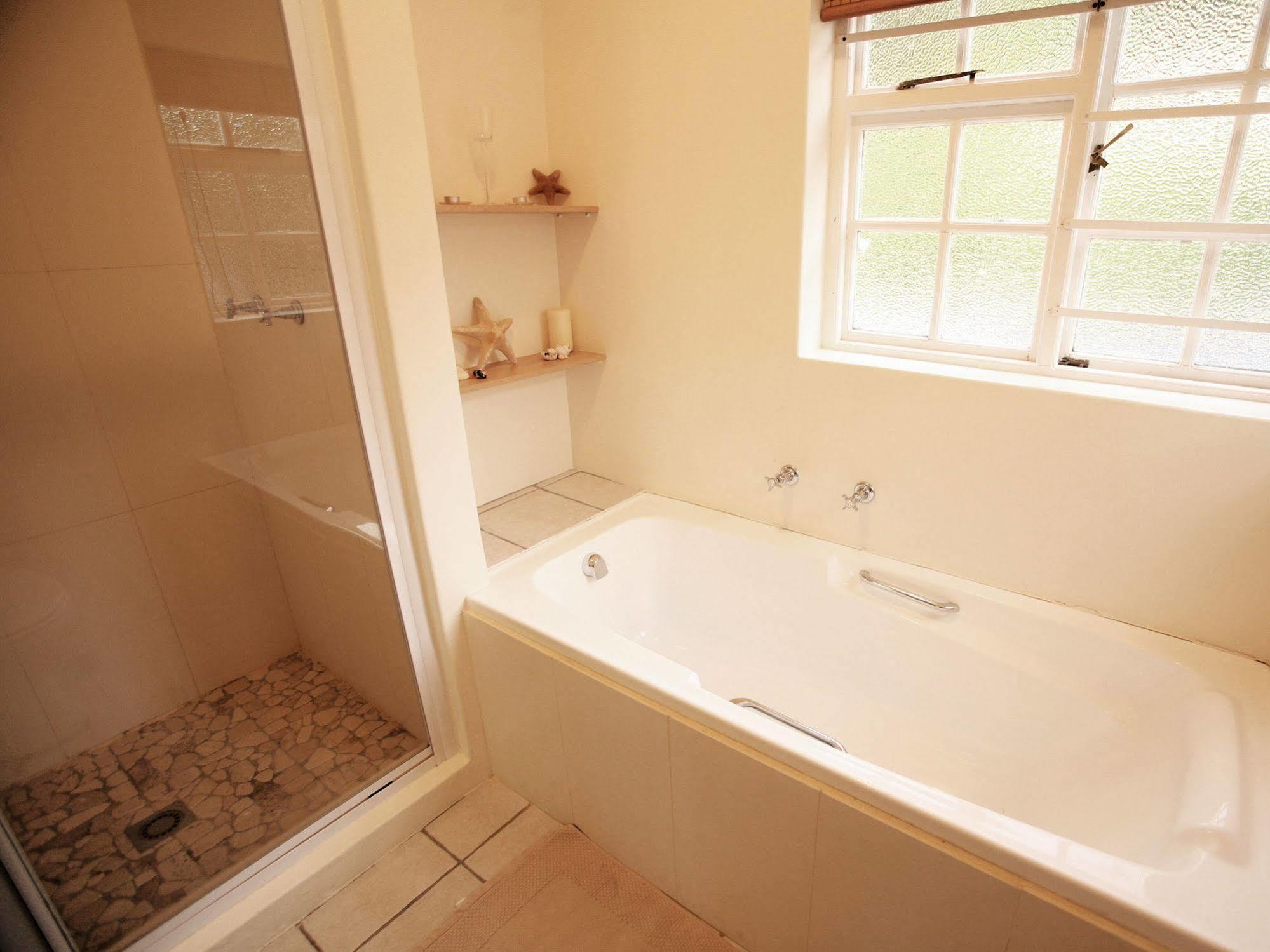 Art Gallery Guest House - Thandekayo Hout Bay Dış mekan fotoğraf